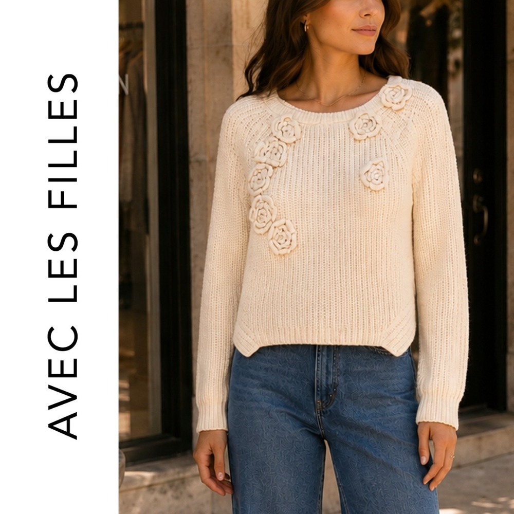 NWT, Avec Les Filles, Ivory Ribbed Knit Sweater 3D Rose Floral Applique Small